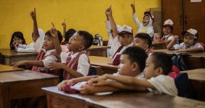 Kurikulum Pendidikan Kewarganegaraan dan Implikasinya pada Politik Generasi Muda