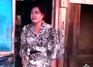 Viral! Diduga Lurah Sudah Minta Jatah “Dikeloni” Agar Warung Tidak Dibongkar, Perempuan Ini Histeris Lapaknya Dibongkar Petugas