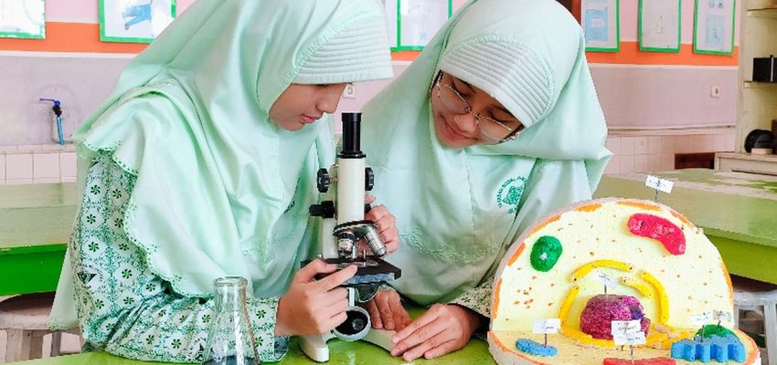 Integrasi Pendidikan Kesehatan dalam Pembelajaran Sains dan Biologi
