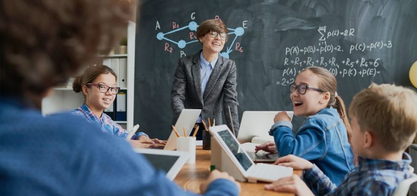 Kebijakan Pemerintah di Bidang Pendidikan dan Dampaknya bagi Sekolah