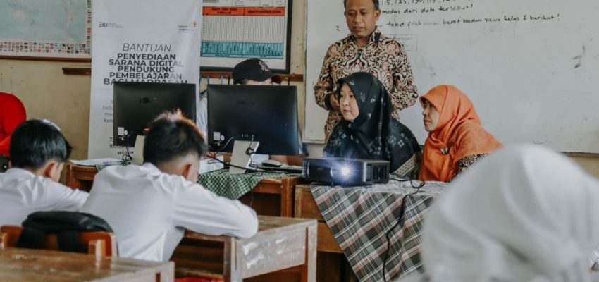 Peluang dan Tantangan Teknologi AI dalam Dunia Pendidikan