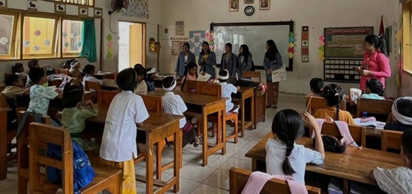Pendidikan Ekonomi sebagai Fondasi Kemandirian Finansial Siswa