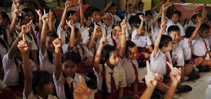 Pendidikan Politik di Sekolah, Strategi Membentuk Warga Negara Cerdas