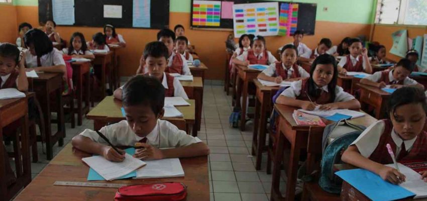 Pengaruh Pendidikan Ekonomi terhadap Perilaku Konsumtif Pelajar