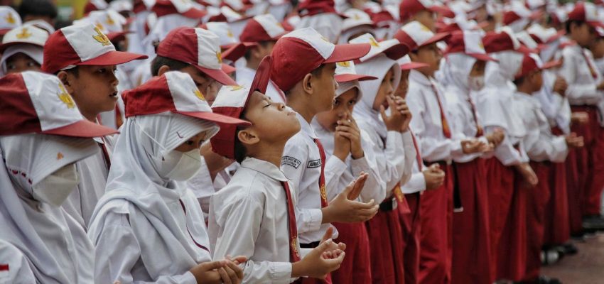 Peran Pendidikan Politik dalam Meningkatkan Kesadaran Demokrasi Siswa