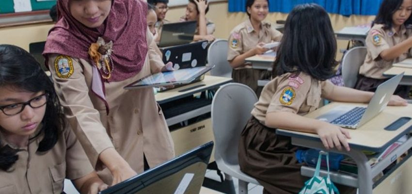 Peran Teknologi dalam Transformasi Pendidikan di Era Digital