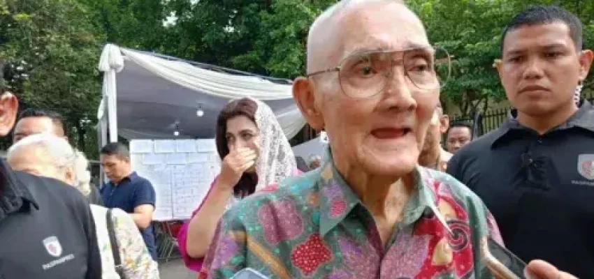 Wakil Presiden ke-6 RI Try Sutrisno Meninggal