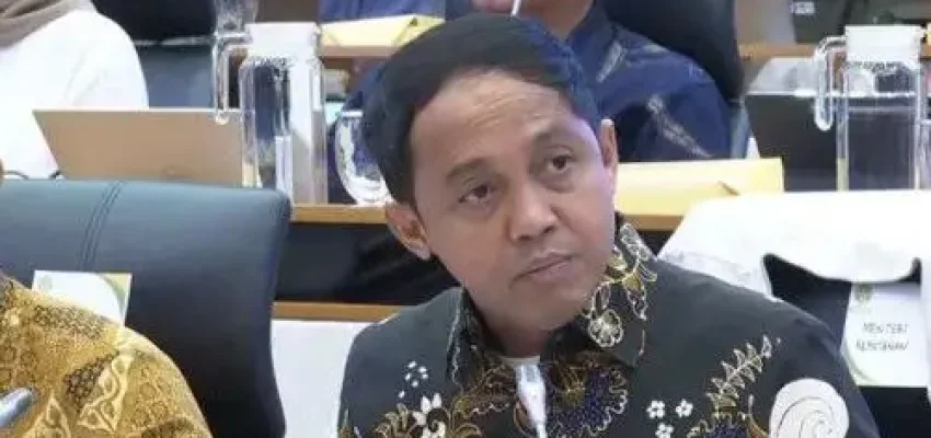 small raja juli c8abd0633a